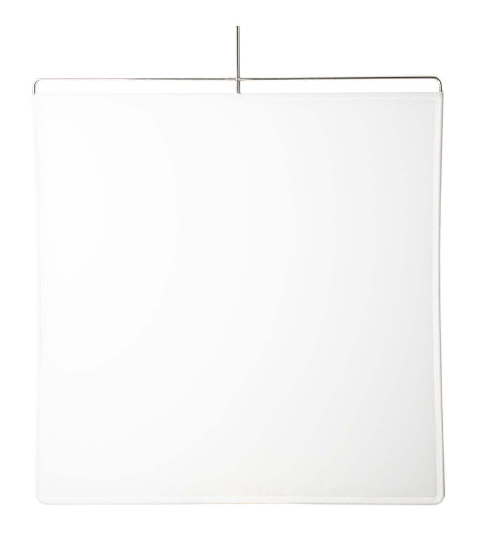 Frame 48x48 Diffusion with Flag เฟรมโกโบ้สแตนเลส ผ้าขาวกรองแสง และผ้าดำคัทแสง ราคา 4500 บาท