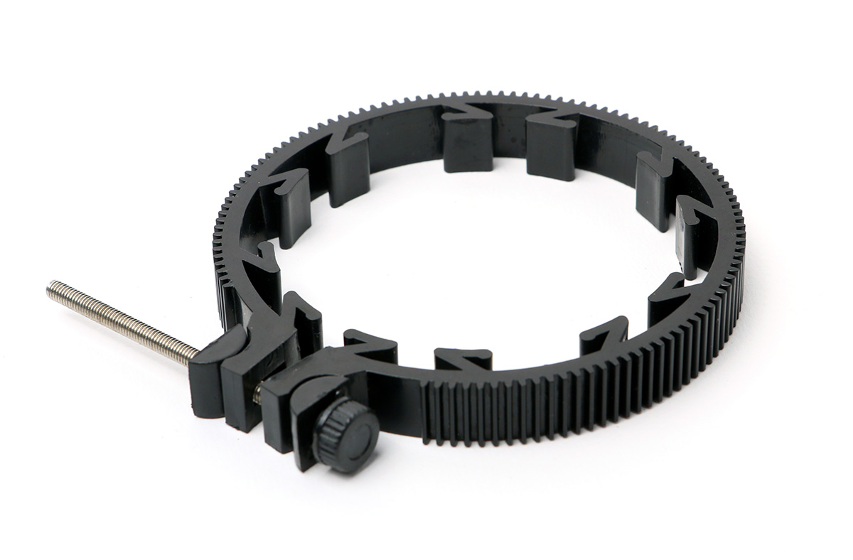 Follow Focus Gear Ring เฟืองติดเลนส์สำหรับใช้ร่วมกับฟอลโล่โฟกัส มี 6 ขนาดให้เลือก ตั้งแต่ 55 - 110 มม. ราคาอันละ 450 บาท