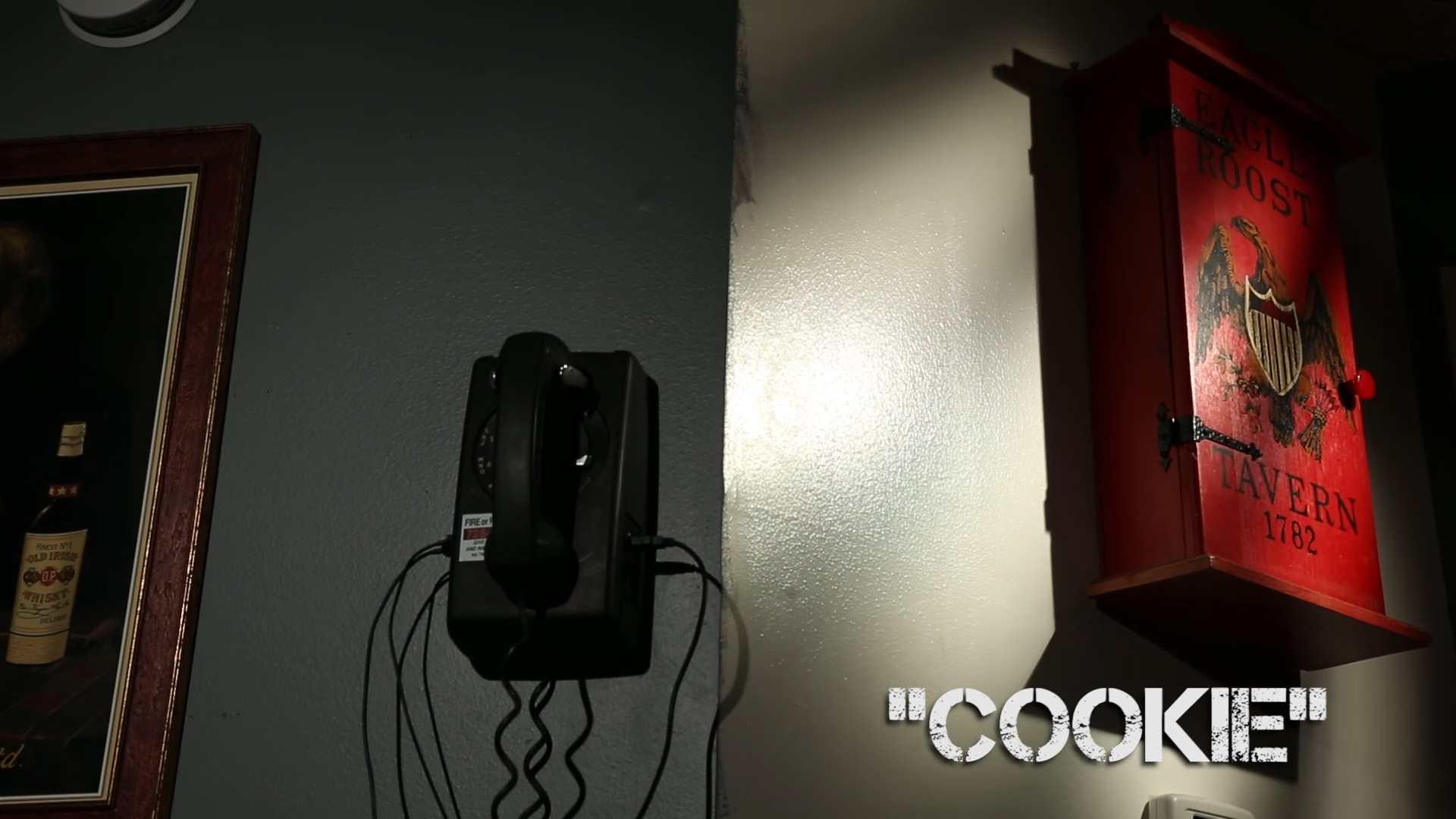 Rosco Matte Black Cinefoil (12 inches x 50 ft) แผ่นอลูมิเนียมผิวด้าน ขนาดกว้าง 12 นิ้ว ยาว 50 ฟุต สำหรับควบคุมทิศทางแสง ทำเป็น Snoot หรือ Barn Door ทนความร้อน ใช้ซ้ำได้ ราคา 2600 บาท